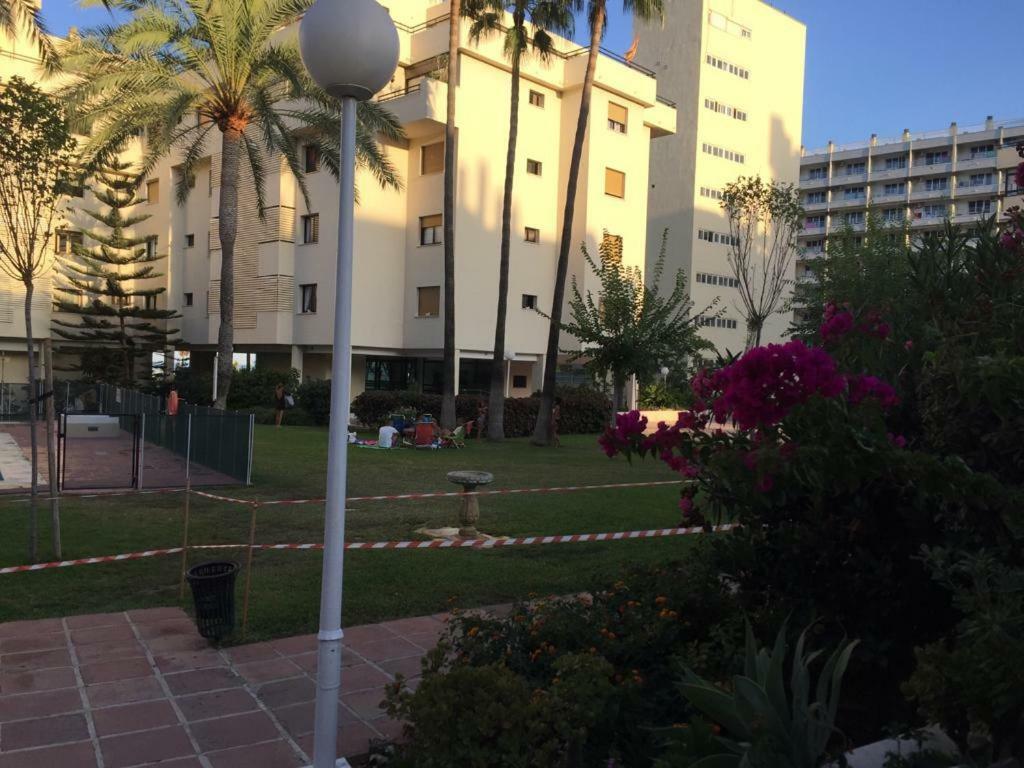 Montemar Puerto Apartment Torremolinos Bagian luar foto